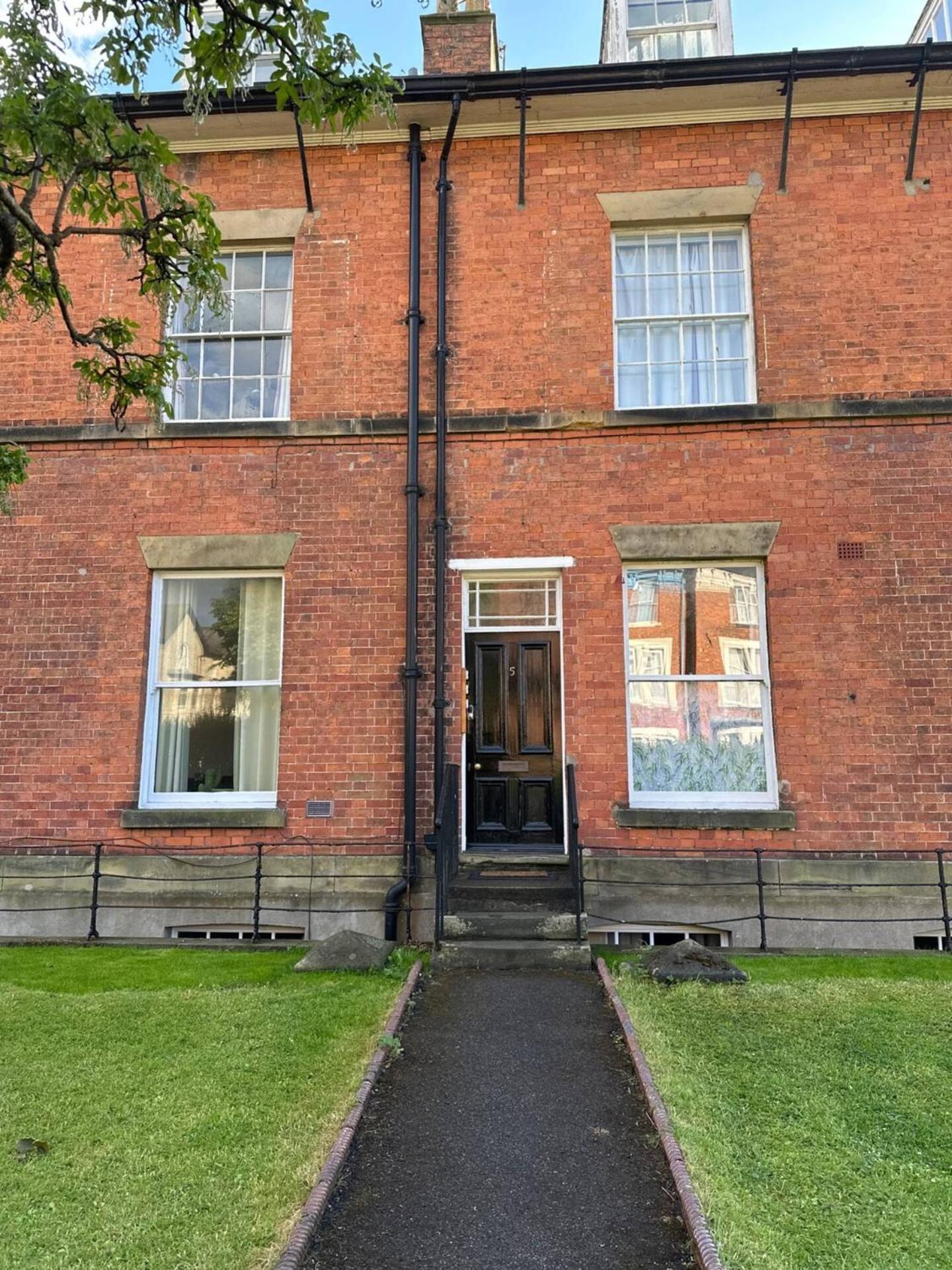 The Penthouse Queen Margaret'S Lodge Scarborough Exterior foto